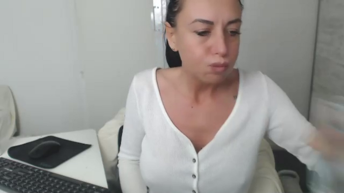 JolieCarla
