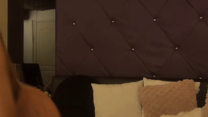 emma_shy