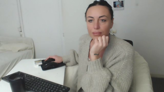 JolieCarla