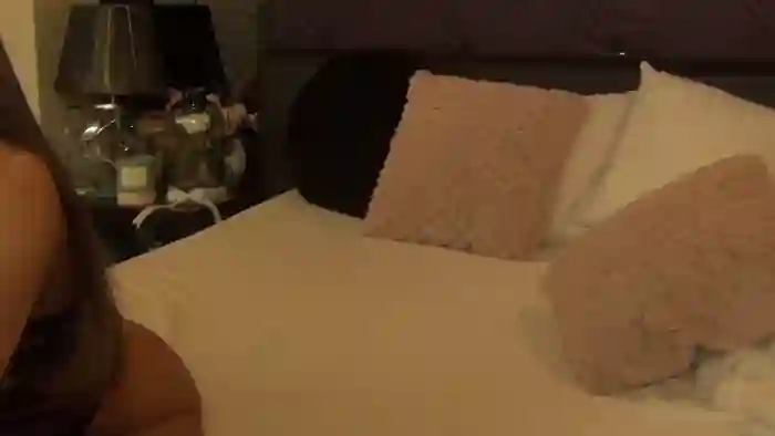 2025/01/16/cams-emma_shy-00-35-54