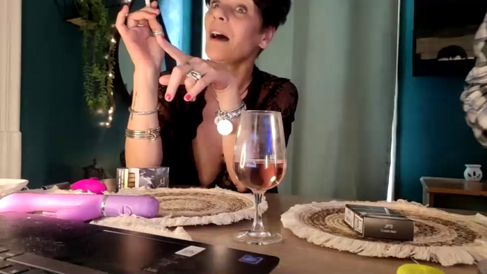 frau_nina