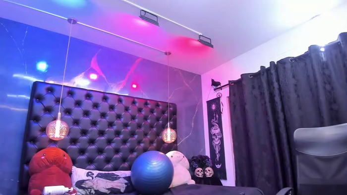 alexhoe_