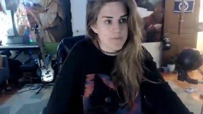 2024/04/27/chaturbate-katiecutie_5-05-33-20