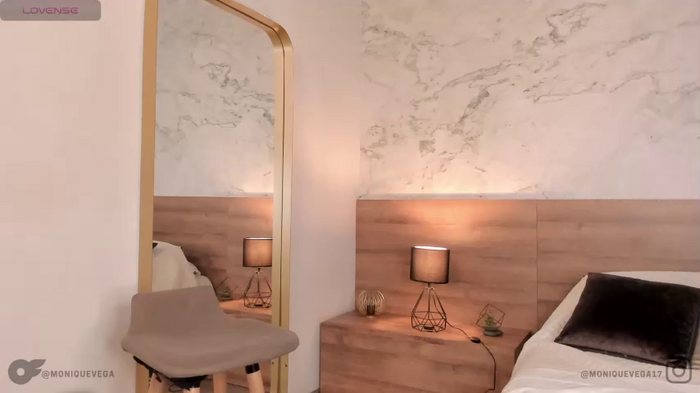 moniquemilff