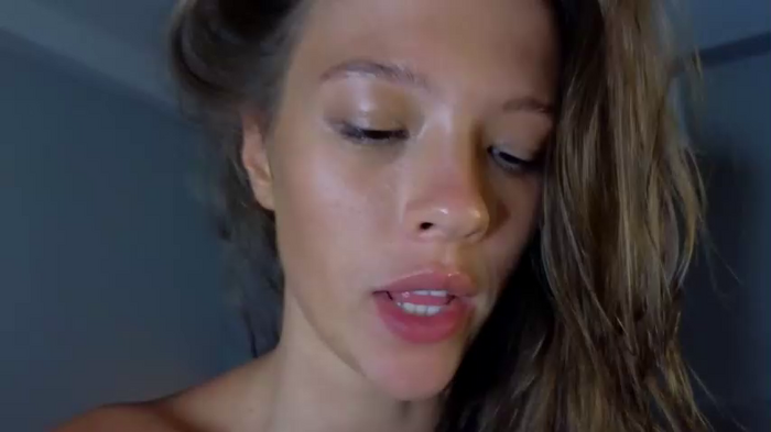_demi_dee_