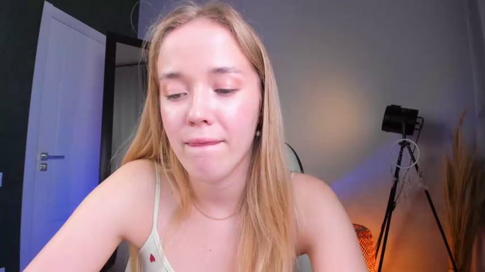 a_m_e_l_i_a