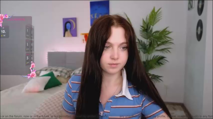 small_blondee