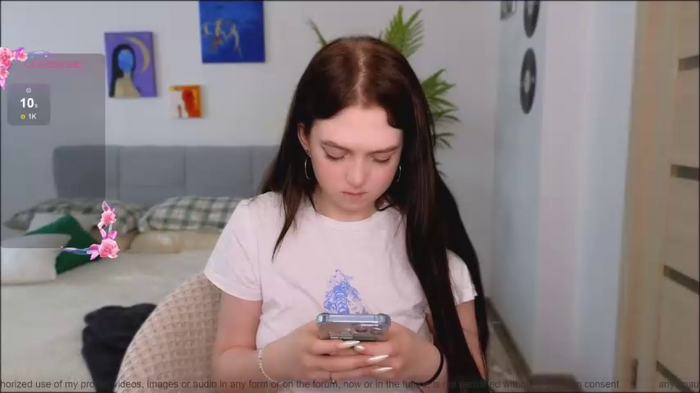 small_blondee