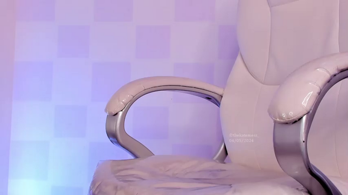 thekatemess_