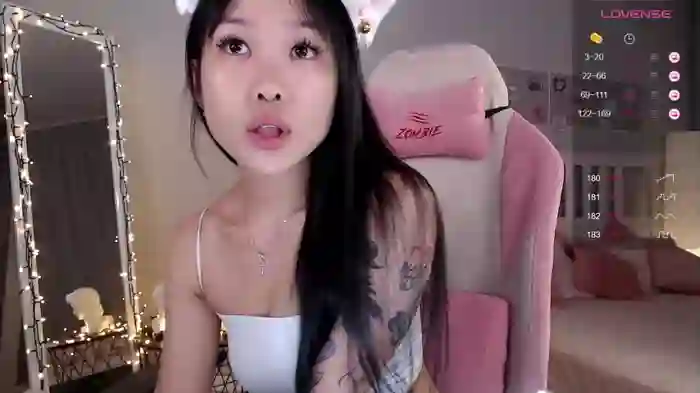 2024/05/05/chaturbate-norma_blum-10-01-28