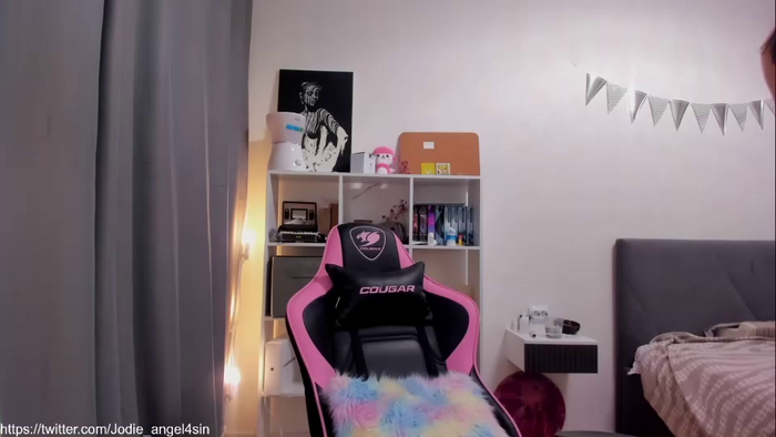 jodieangel4sin