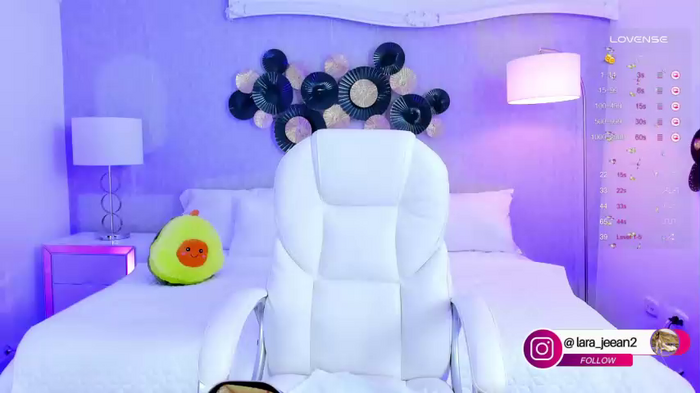 lara_jeean