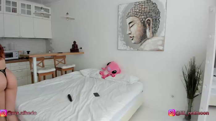 lili_and_niki