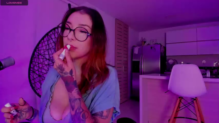 thecosmicgirl