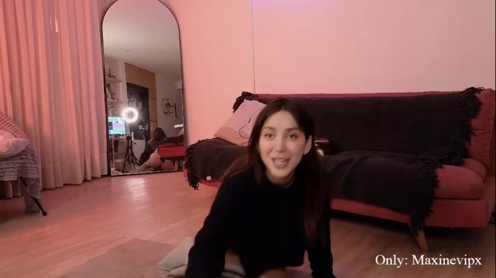 maxine_8
