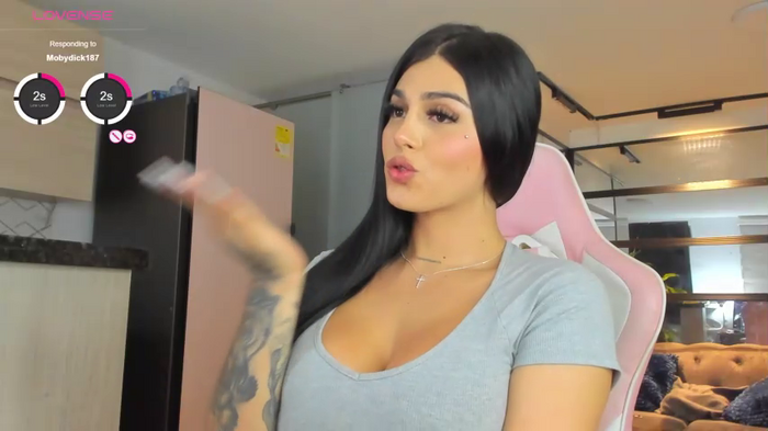 sofiia_pink