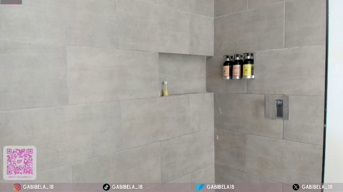 gabrielaa_18