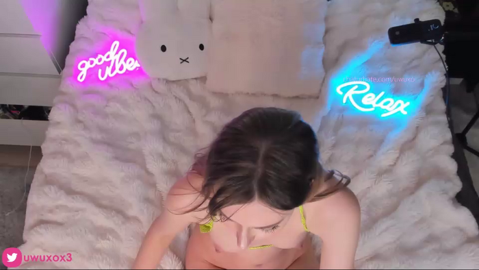uwuxo