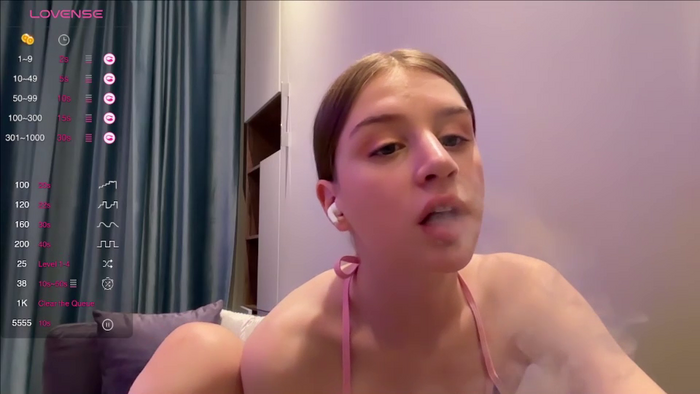 evie_may