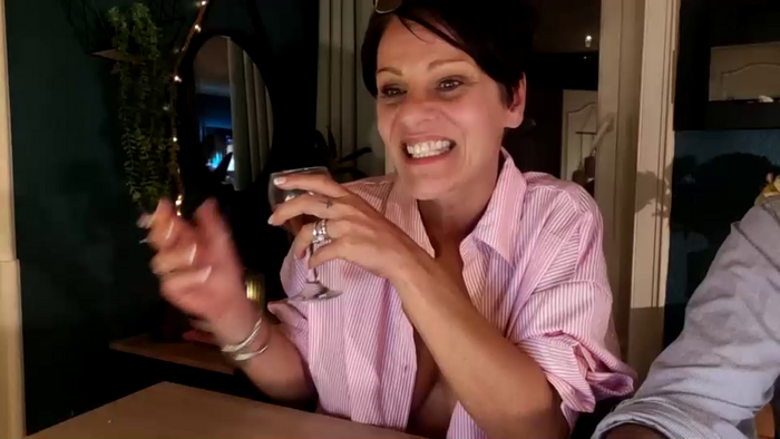 frau_nina