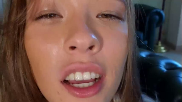 _demi_dee_