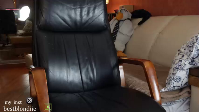 bestblondiiecb