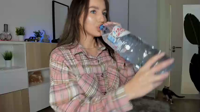 xxx_leila