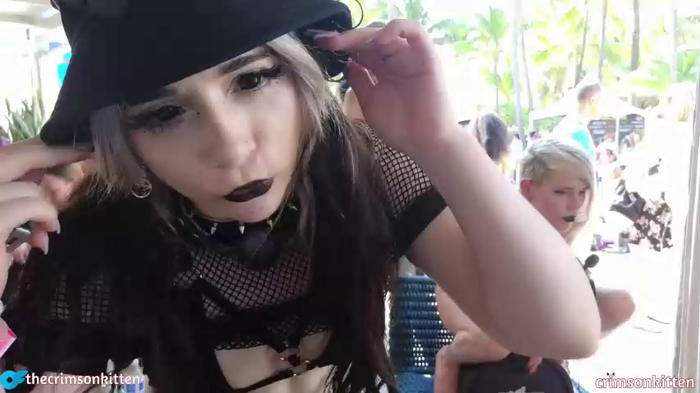crimsonkitten