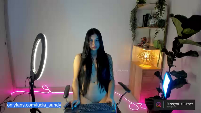 lucia_sandy