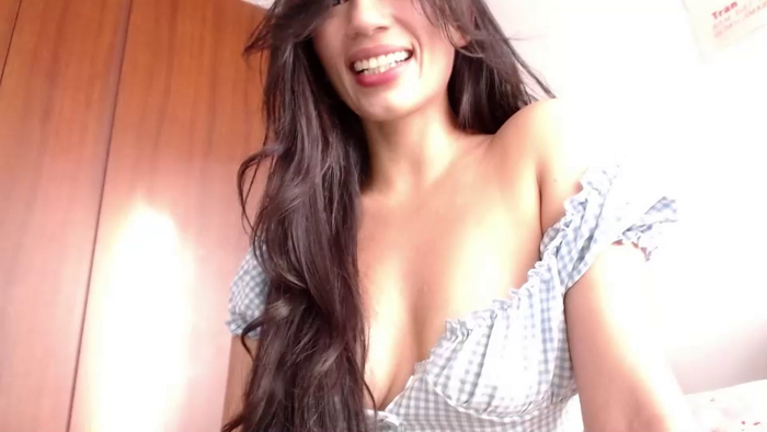 nicole_jamess