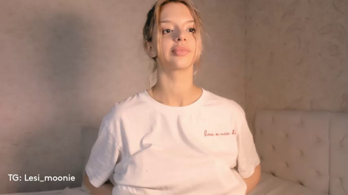 lesi_moonie