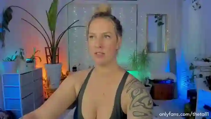 2024/05/19/chaturbate-rach_thetall1-04-30-08