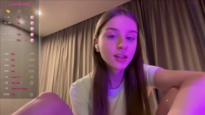 evie_may