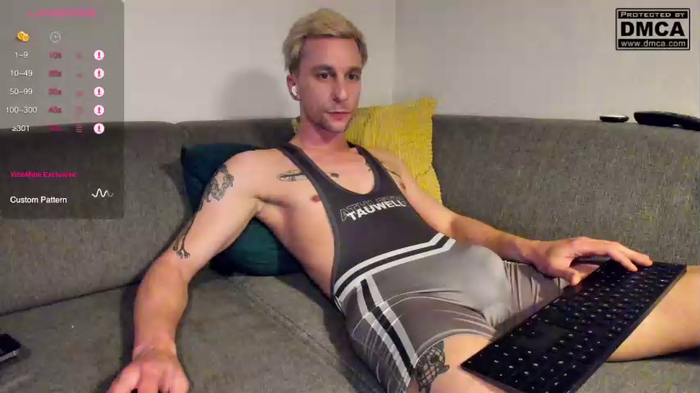 kinky_spidey