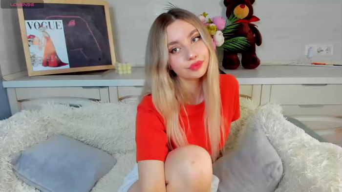 chloe_lov_