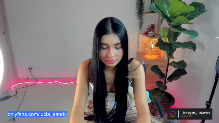 lucia_sandy