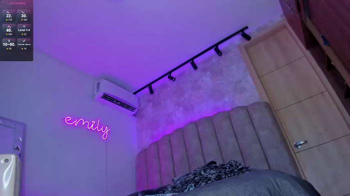 emily_____