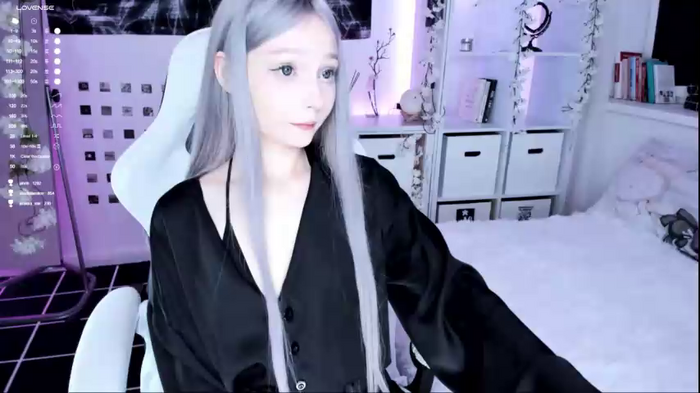 lily_weep