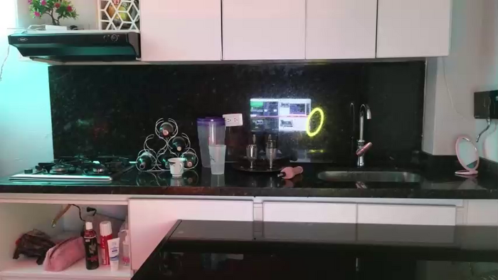 scarlett_collins01