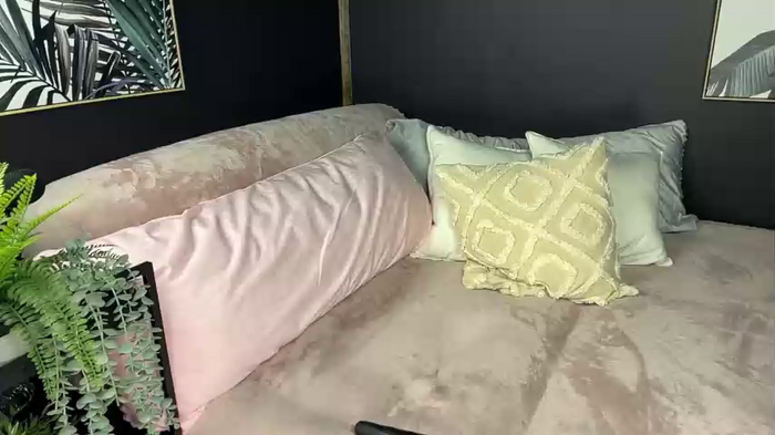 sara_cane
