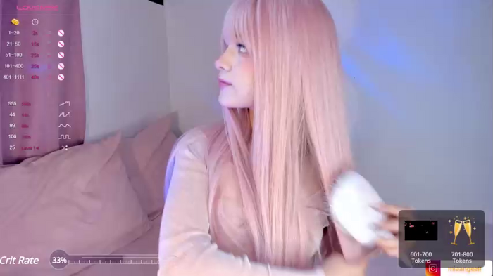 mia_angeel_