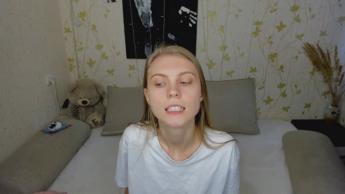 phoebepaw