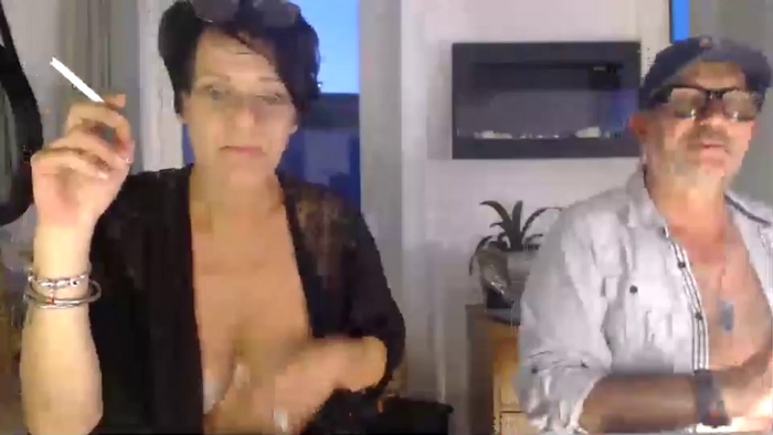 frau_nina