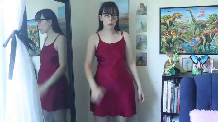 ellynaomi