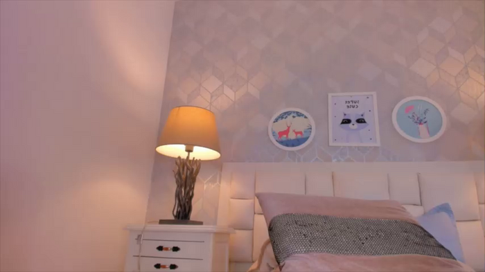 emma_torres__