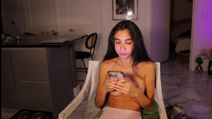 anastasiapetitegirll