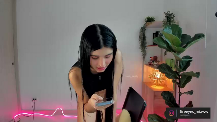 lucia_sandy