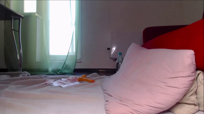 elisa_bright
