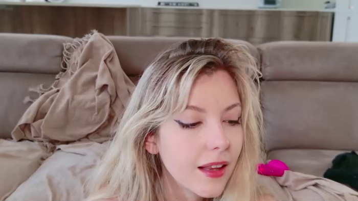 cassy_cum