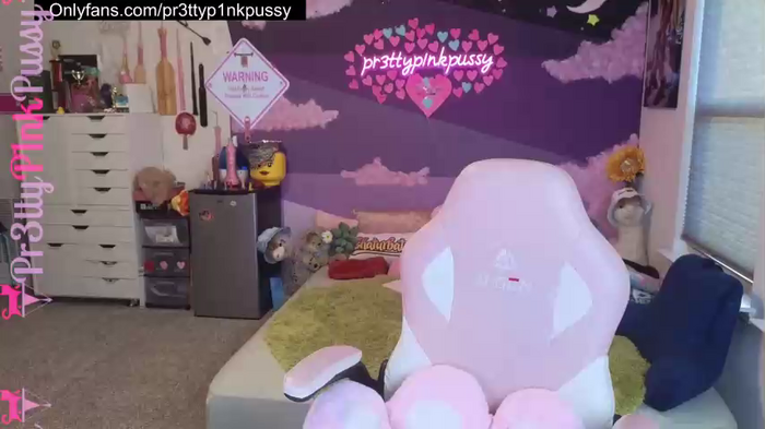 pr3ttyp1nkpussy